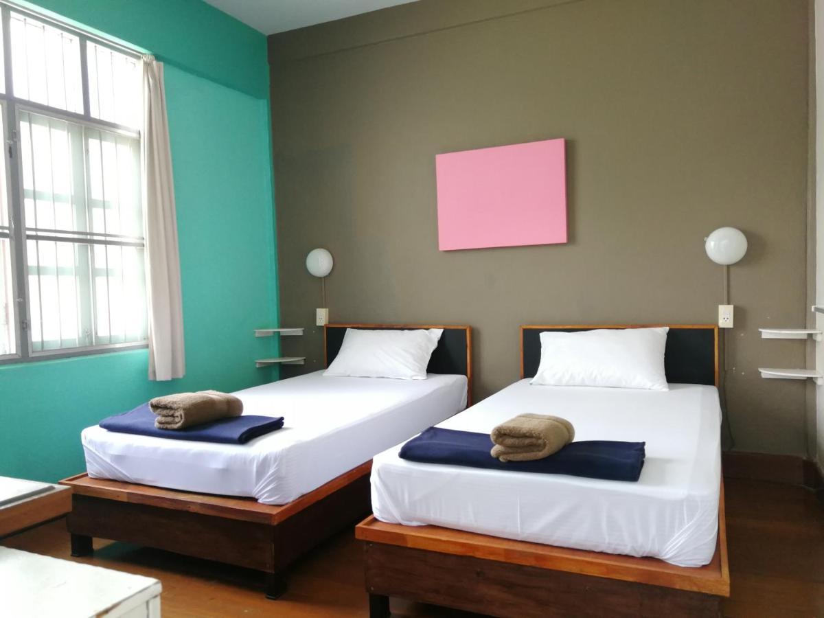 Guest house 60 Blue House *