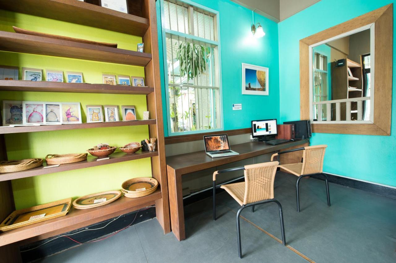60 Blue House Guest house *